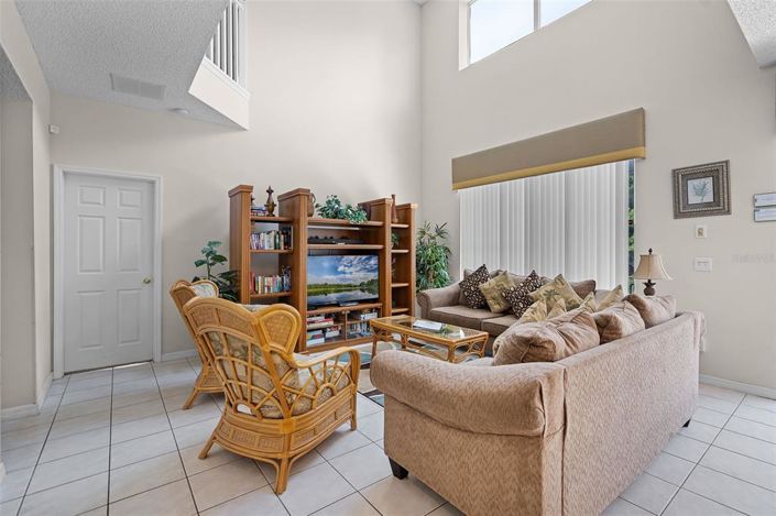 Image No.6-Propriété de 6 chambres à vendre à Kissimmee