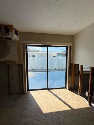 Image No.17-2 Bed Property for sale