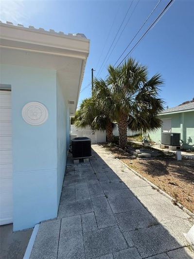 Image No.21-2 Bed Property for sale