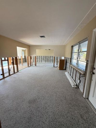 Image No.4-2 Bed Property for sale