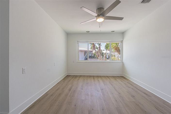 Image No.23-Propriété de 4 chambres à vendre à St. Pete Beach