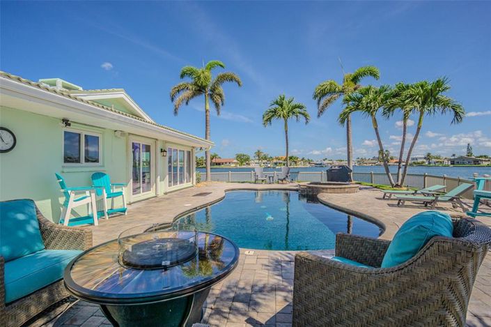 Image No.31-4 Bed Property for sale