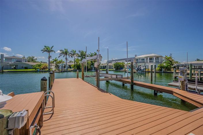 Image No.40-Propriété de 4 chambres à vendre à St. Pete Beach