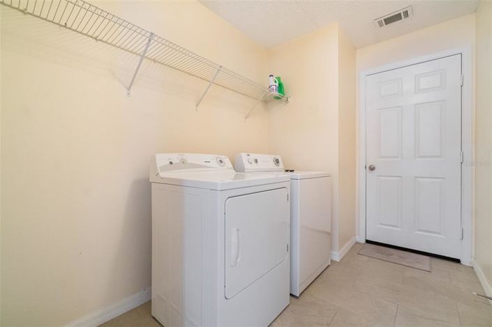 Image No.20-Propriété de 4 chambres à vendre à Clermont