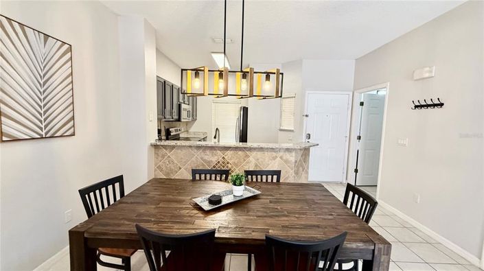 Image No.8-3 Bed Townhouse for sale