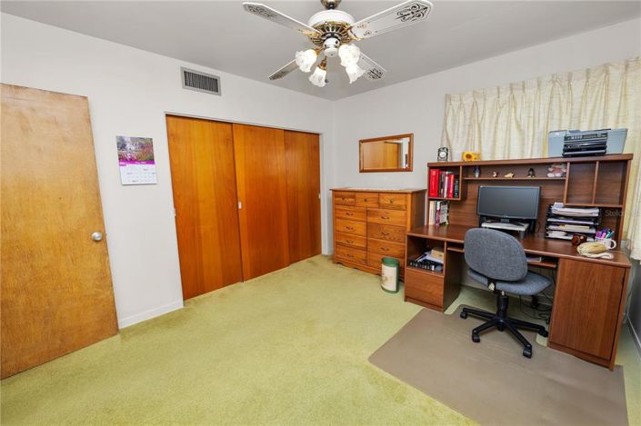 Image No.25-3 Bed Property for sale