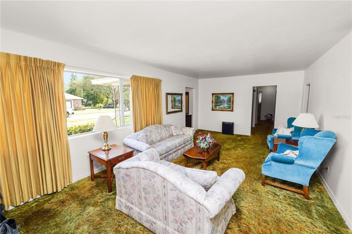 Image No.4-3 Bed Property for sale