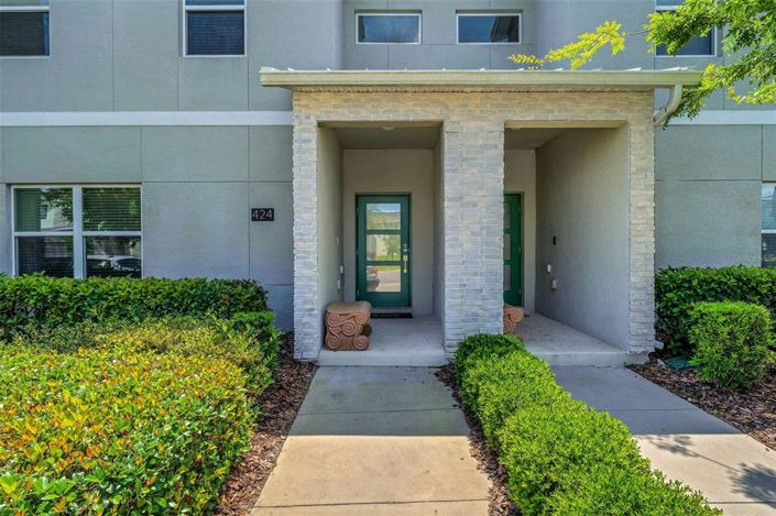 Image No.1-4 Bed Townhouse for sale