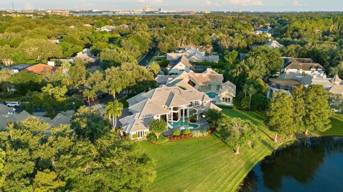 Image No.4-5 Bed Property for sale