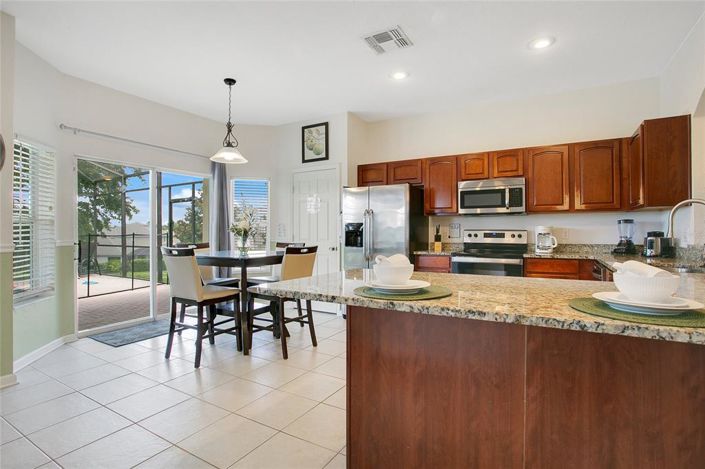 Image No.9-Propriété de 6 chambres à vendre à Kissimmee