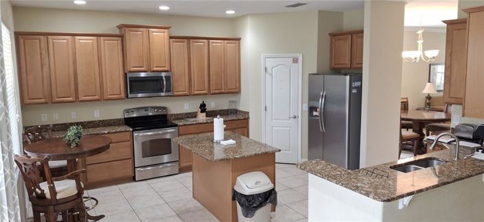 Image No.23-5 Bed Property for sale