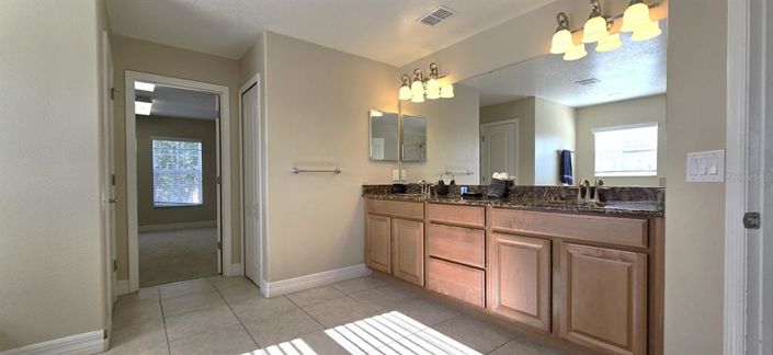 Image No.38-Propriété de 5 chambres à vendre à Davenport