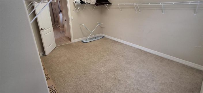 Image No.40-5 Bed Property for sale