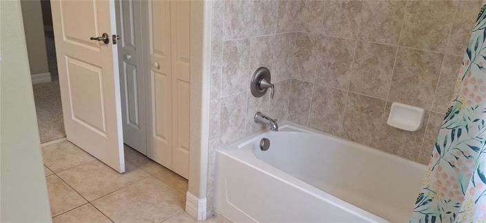 Image No.54-5 Bed Property for sale