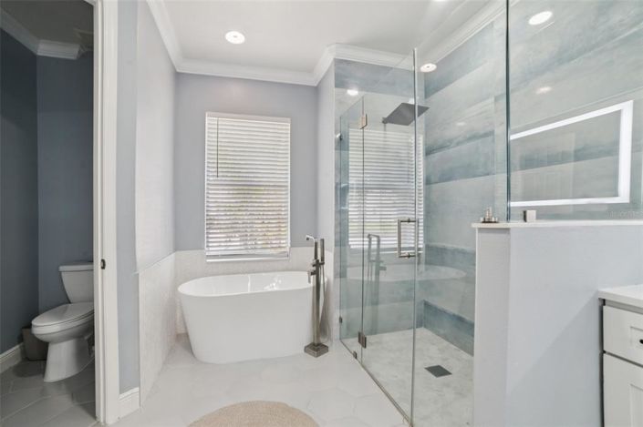 Image No.19-5 Bed Property for sale