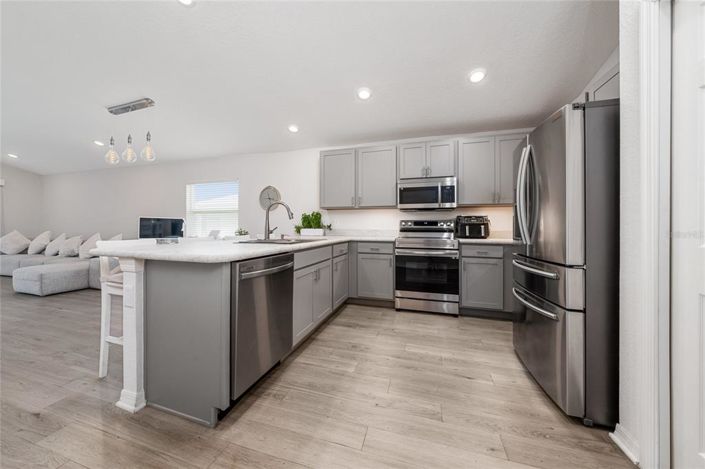 Image No.13-3 Bed Property for sale