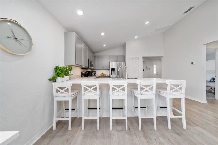 Image No.17-3 Bed Property for sale