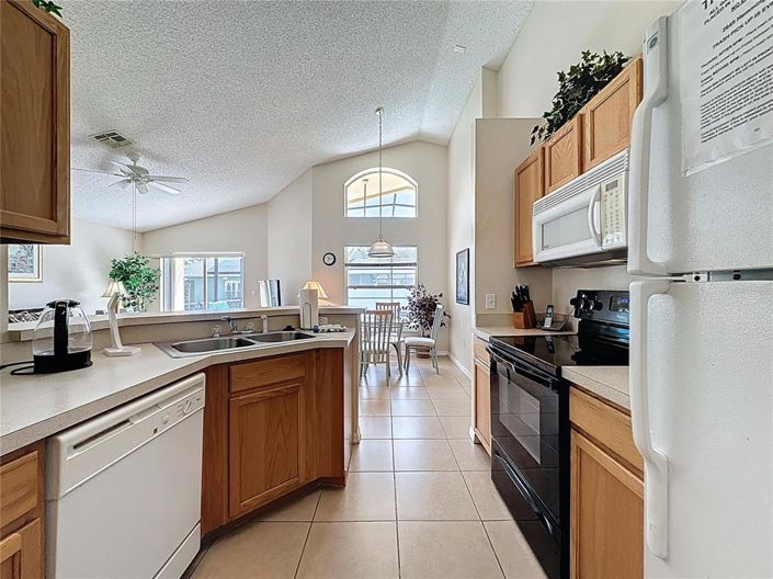 Image No.16-4 Bed Property for sale