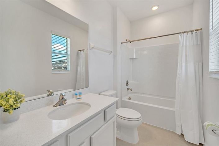 Image No.66-15 Bed Property for sale