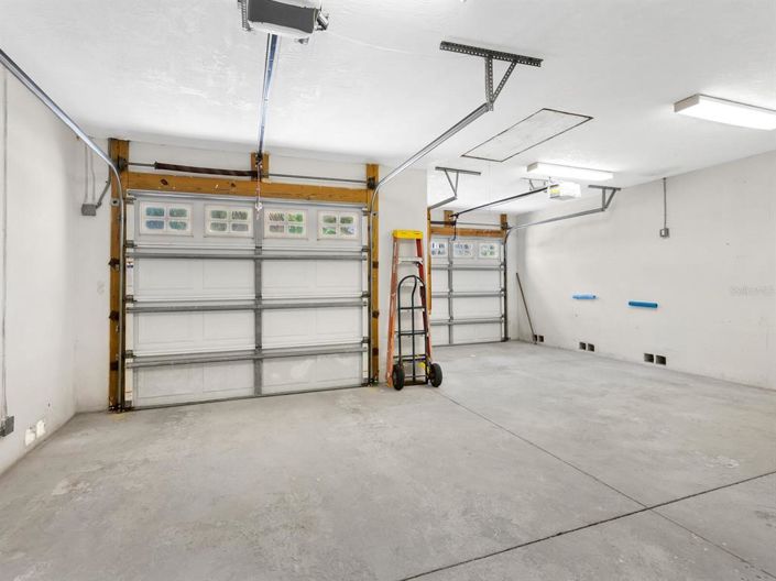 Image No.60-3 Bed Property for sale