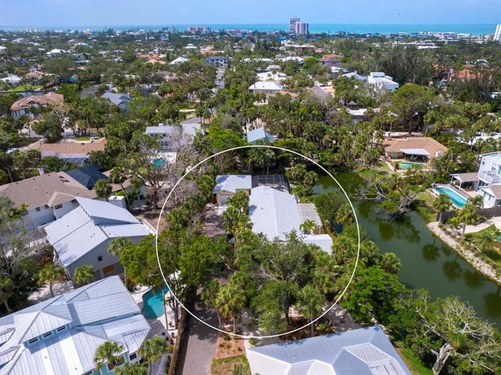 Image No.65-3 Bed Property for sale