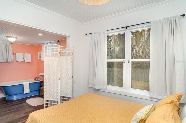 Image No.16-4 Bed Property for sale