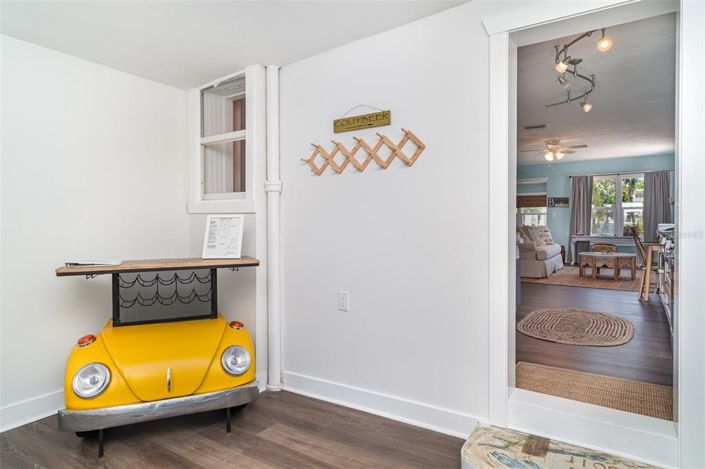 Image No.20-4 Bed Property for sale