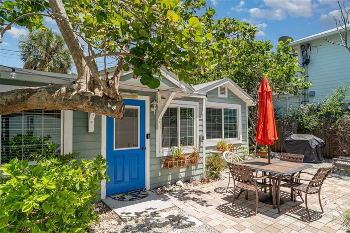 Image No.3-4 Bed Property for sale