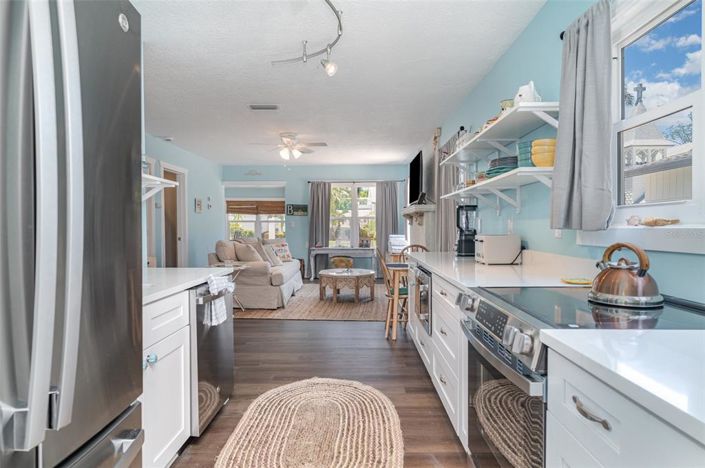 Image No.7-4 Bed Property for sale