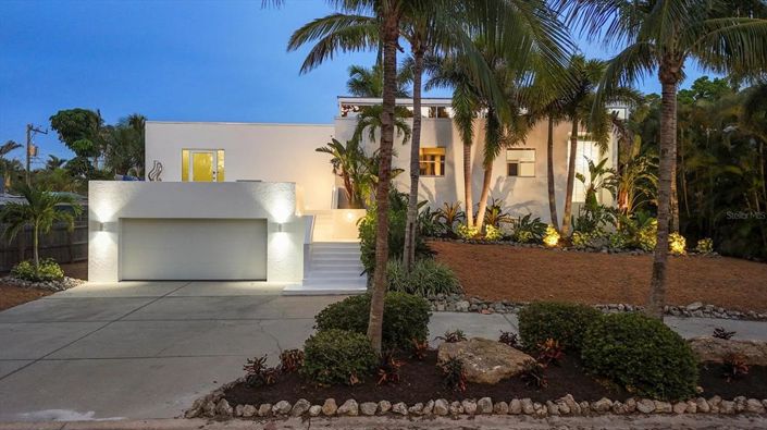 Image No.1-3 Bed Property for sale