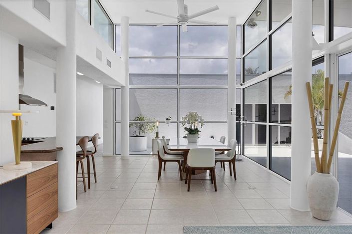 Image No.16-3 Bed Property for sale