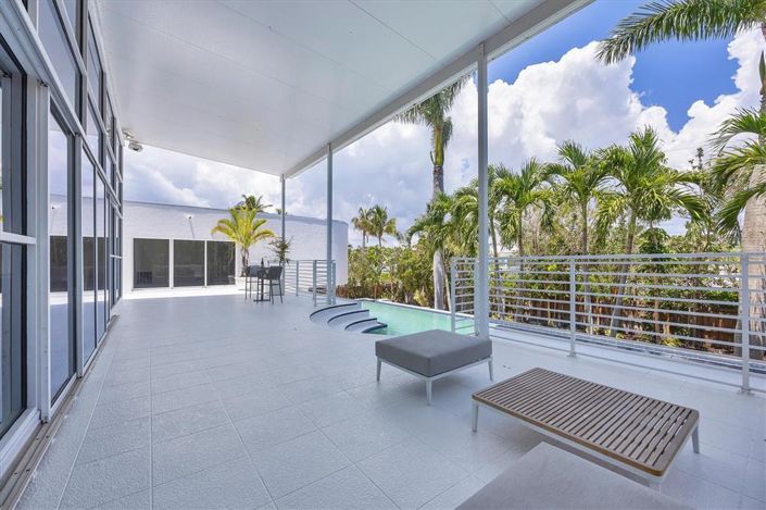 Image No.32-3 Bed Property for sale