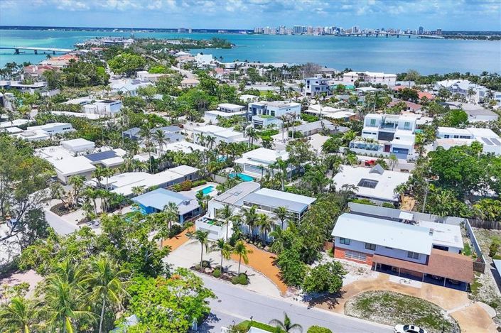 Image No.46-3 Bed Property for sale