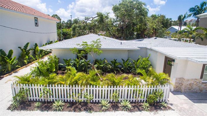 Image No.21-6 Bed Property for sale