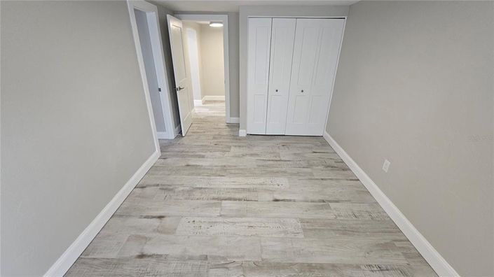 Image No.30-6 Bed Property for sale