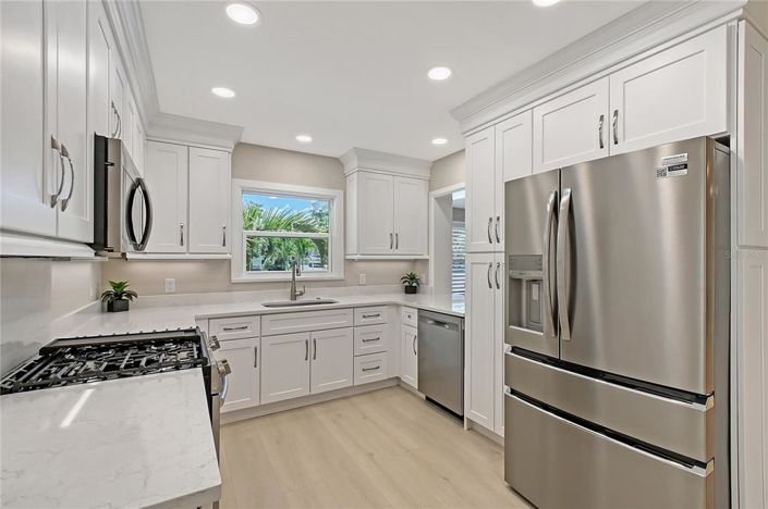 Image No.14-3 Bed Property for sale