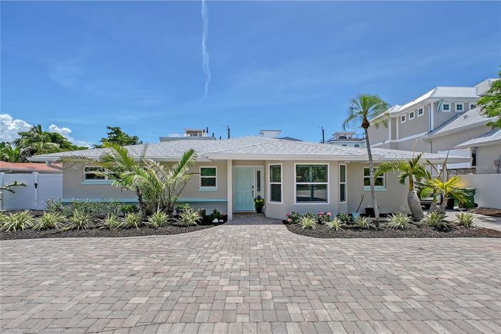 Image No.39-3 Bed Property for sale