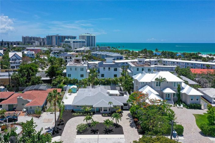 Image No.43-3 Bed Property for sale