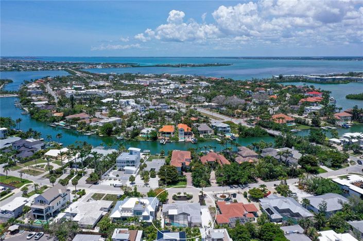 Image No.45-3 Bed Property for sale