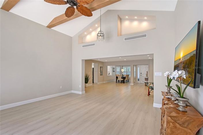 Image No.7-3 Bed Property for sale