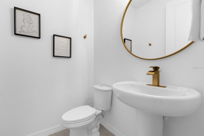 Image No.11-3 Bed Townhouse for sale