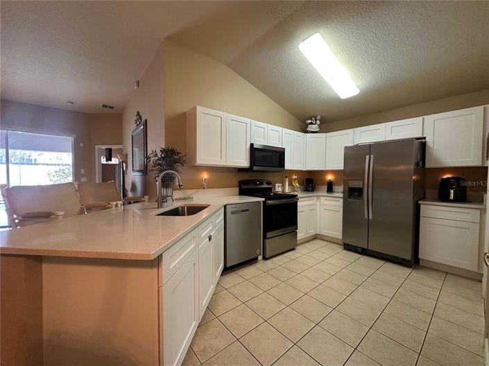 Image No.12-4 Bed Property for sale