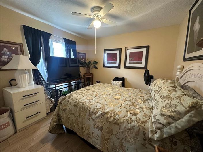 Image No.7-4 Bed Property for sale