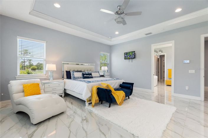 Image No.25-6 Bed Property for sale