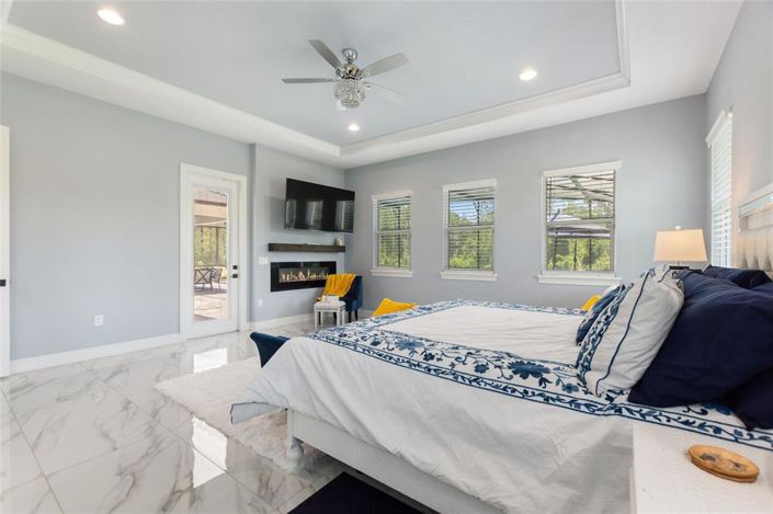 Image No.26-6 Bed Property for sale