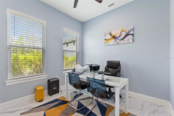 Image No.4-6 Bed Property for sale