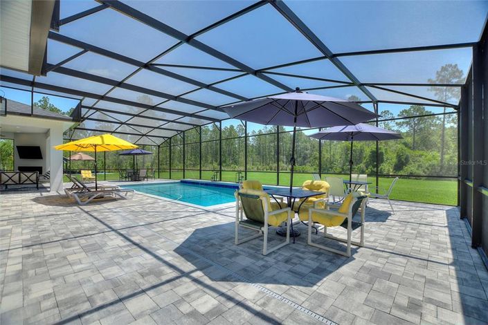 Image No.51-6 Bed Property for sale