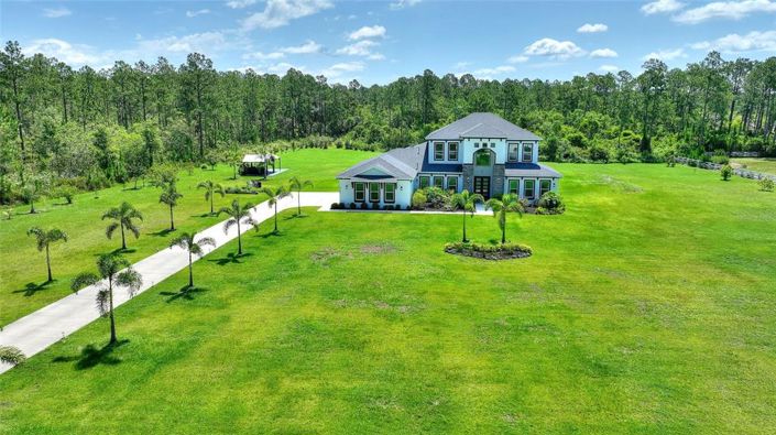 Image No.54-6 Bed Property for sale