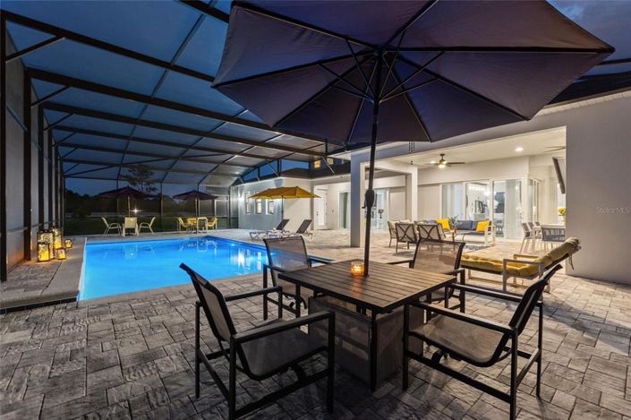 Image No.78-6 Bed Property for sale