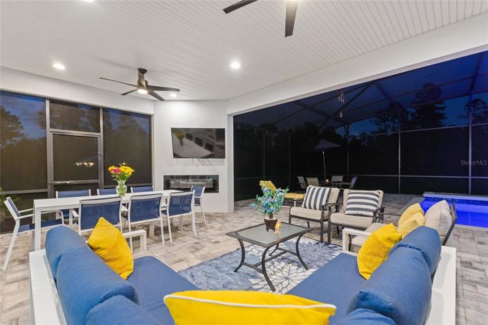 Image No.80-6 Bed Property for sale